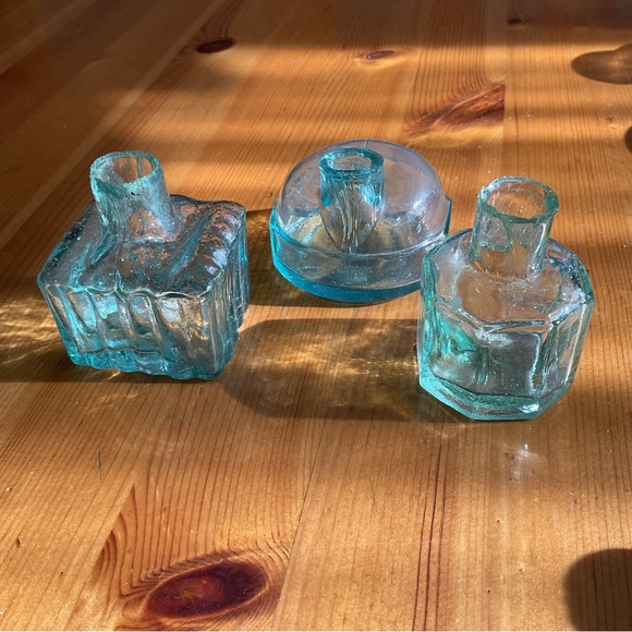 ANTIQUE TEAL GLASS INK BOTTLES VICTORIAN ICE BLUE LOT OF 3 VINTAGE SCARCE! - Picture 5 of 15